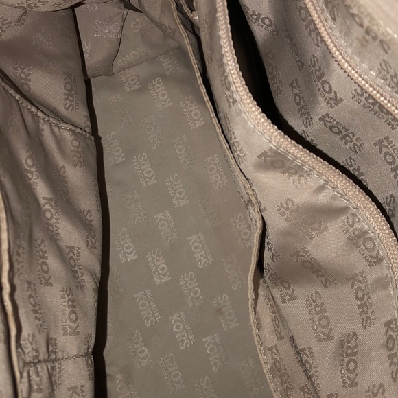 MK purse - Picture 2 of 5